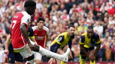 Brachte Arsenal gegen Bournemouth per Elfmeter in Führung: Bukayo Saka. (Foto: Adam Davy/PA Wire/dpa)