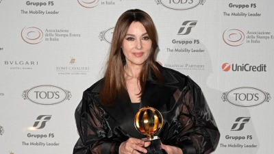Die italienische Schauspielerin Monica Bellucci bekam den Filmpreis „Globo d&#39;Oro“ für ihr Lebenswerk. (Foto: Mario Cartelli/SOPA Images via ZUMA Press Wire/dpa)