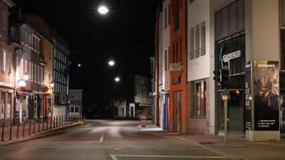 In der Kanalstraße kam es kurz nach der ersten Attacke zu einem zweiten Überfall auf einen Mann. Der Tatort liegt nur rund 200 Meter entfernt von der ersten Attacke. (Foto: Manfred Blendinger)