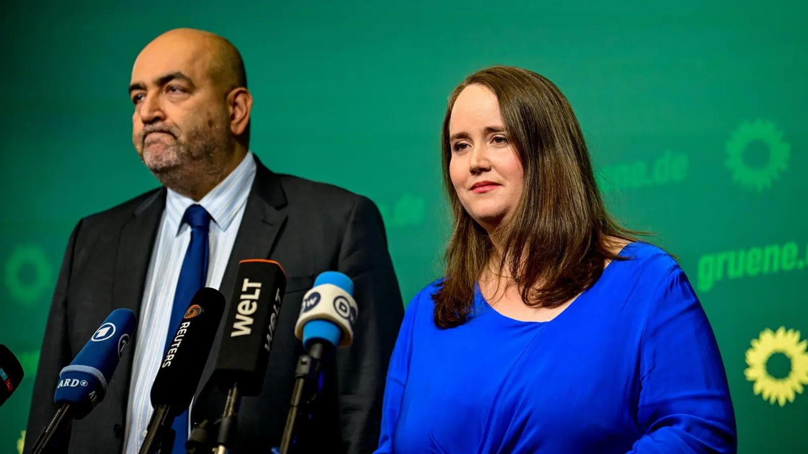 Ihr Rückzug erfolge aus freien Stücken, sagt Noch-Grünen-Chefin Lang. (Foto: Fabian Sommer/dpa)