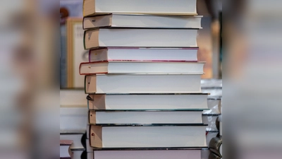 Sechs Autorinnen und Autoren können auf den Deutschen Buchpreis hoffen. (Foto: Boris Roessler/dpa)