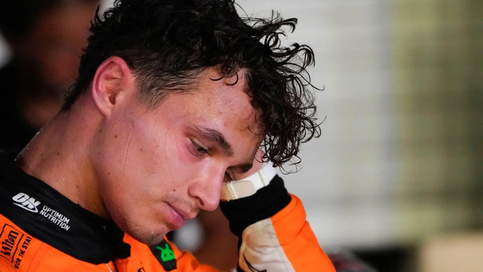 Kann es für Lando Norris noch zum Titel reichen? (Foto: Vincent Thian/AP/dpa)