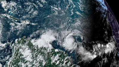 Hurrikan „Beryl“ bewegt sich auf die Karibikinseln zu. (Foto: -/National Oceanic and Atmospheric Administration via AP/dpa)