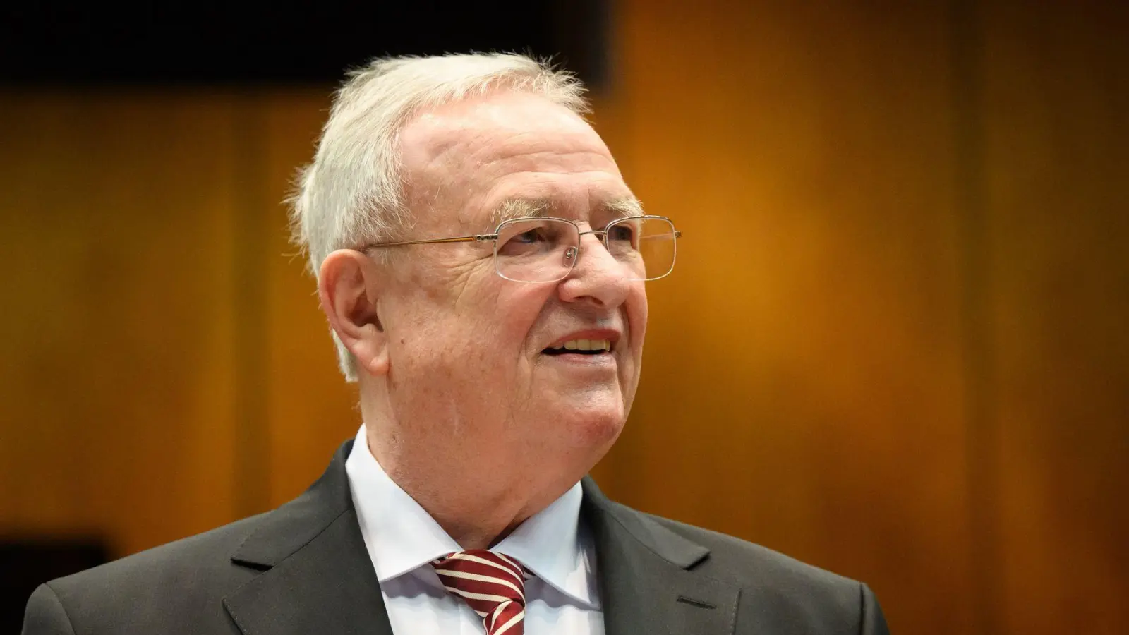 Die Gesundheit von Ex-VW-Boss Martin Winterkorn wirbelte die Planungen der Justiz schon mehrmals durcheinander. (Archivfoto) (Foto: Julian Stratenschulte/dpa)