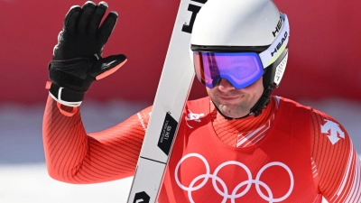 Der Schweizer Beat Feuz jubelt im Ziel. (Foto: Robert Michael/dpa-Zentralbild/dpa)