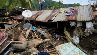 Die Sorge vor Taifun „Kong-rey“ wächst vor allem in bereits zerstörten Gebieten. (Foto: Aaron Favila/AP/dpa)