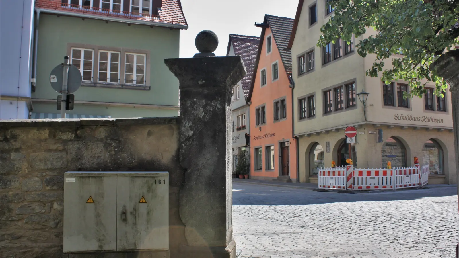 „In Lichtgeschwindigkeit surfen, stabil streamen oder per Video kommunizieren“ – das soll bald auch in der Altstadt möglich sein. (Foto: Anna Beigel)