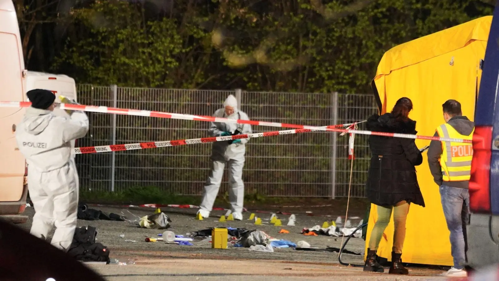 Spurensicherung nach der Tat in Asperg am 8. April dieses Jahres. (Foto: Andreas Rosar/dpa)