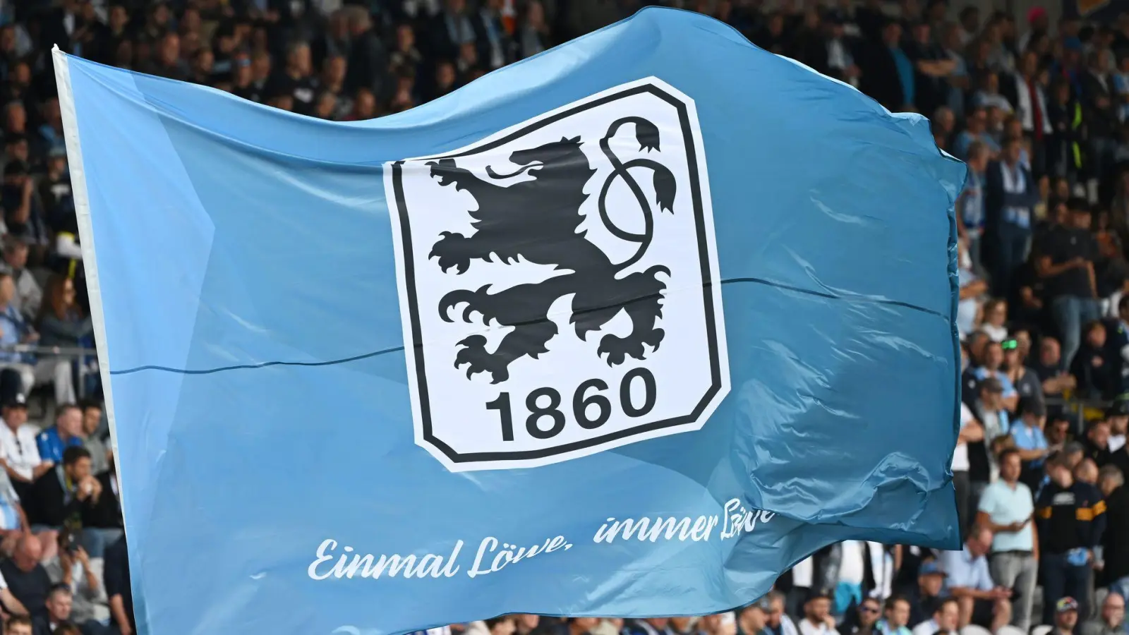 1860 München feiert den dritten Sieg in Serie. (Foto: Angelika Warmuth/dpa)