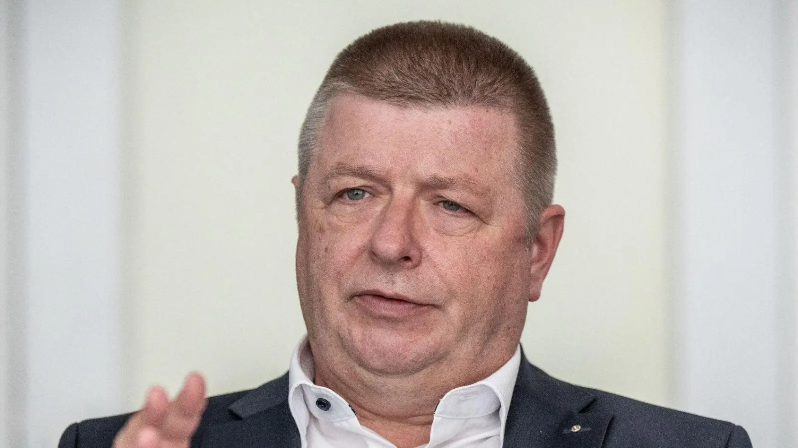 Thomas Haldenwang, Präsident des Bundesamtes für Verfassungsschutz, will in der kommenden Woche den Verfassungsschutzbericht für 2023 vorstellen. (Foto: Michael Kappeler/dpa)