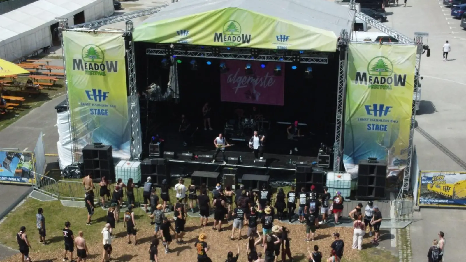 2024 fand das Moos Meadow Festival noch in Feuchtwangen statt. Jetzt ziehen die Veranstalter um. (Archivbild: Karsten Böhm)