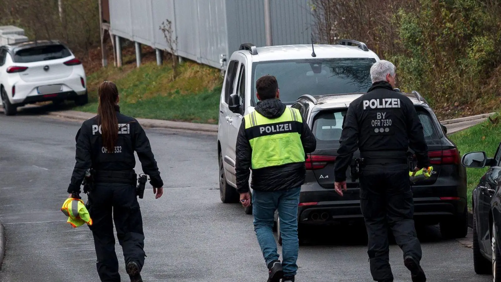 Nach aufwendiger Vermisstensuche gefundene Frau aus Coburg wurde Opfer einer Gewalttat. (Foto: Daniel Vogl/dpa)