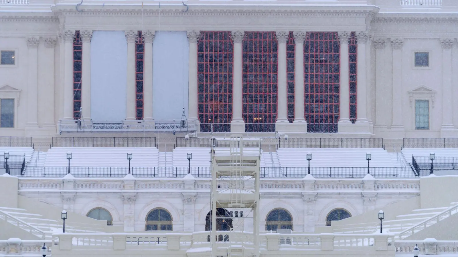 In der US-Hauptstadt hält eisiges Winterwetter seit Tagen an. (Archivbild)  (Foto: Jose Luis Magana/AP/dpa)