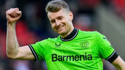 Bayer-Keeper Lukas Hradecky hat einen Rekord aufgestellt. (Foto: Tom Weller/dpa)