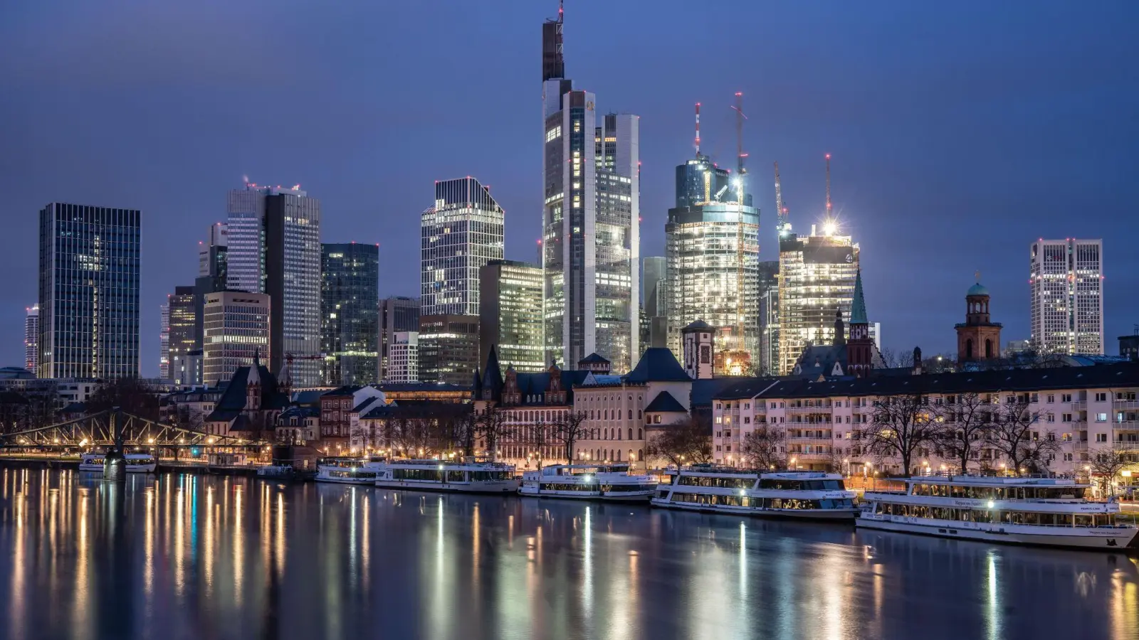 Die Hochhäuser der Banken-Skyline in Frankfurt am Main. (Foto: Frank Rumpenhorst/dpa)