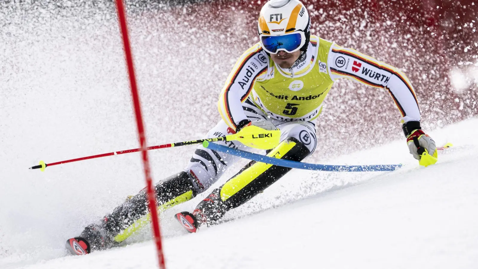 Linus Straßer gehört im Slalom wieder zum Favoritenkreis. (Foto: Jean-Christophe Bott/Keystone/dpa)