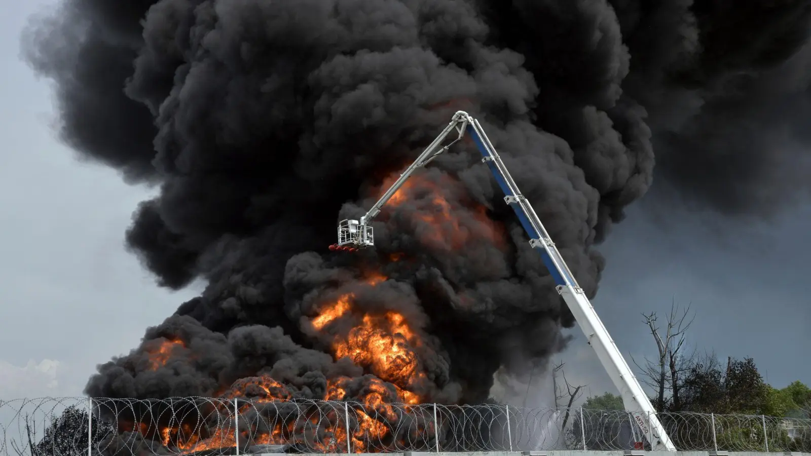 Das Gebiet Woronesch ist immer wieder Ziel ukrainischer Angriffe, weil von dort aus die russischen Truppen für ihre Angriffe auf das Nachbarland auch Nachschub beziehen. (Archivbild) (Foto: Andrey Arxipov/Kommersant Publishing House/AP/dpa)