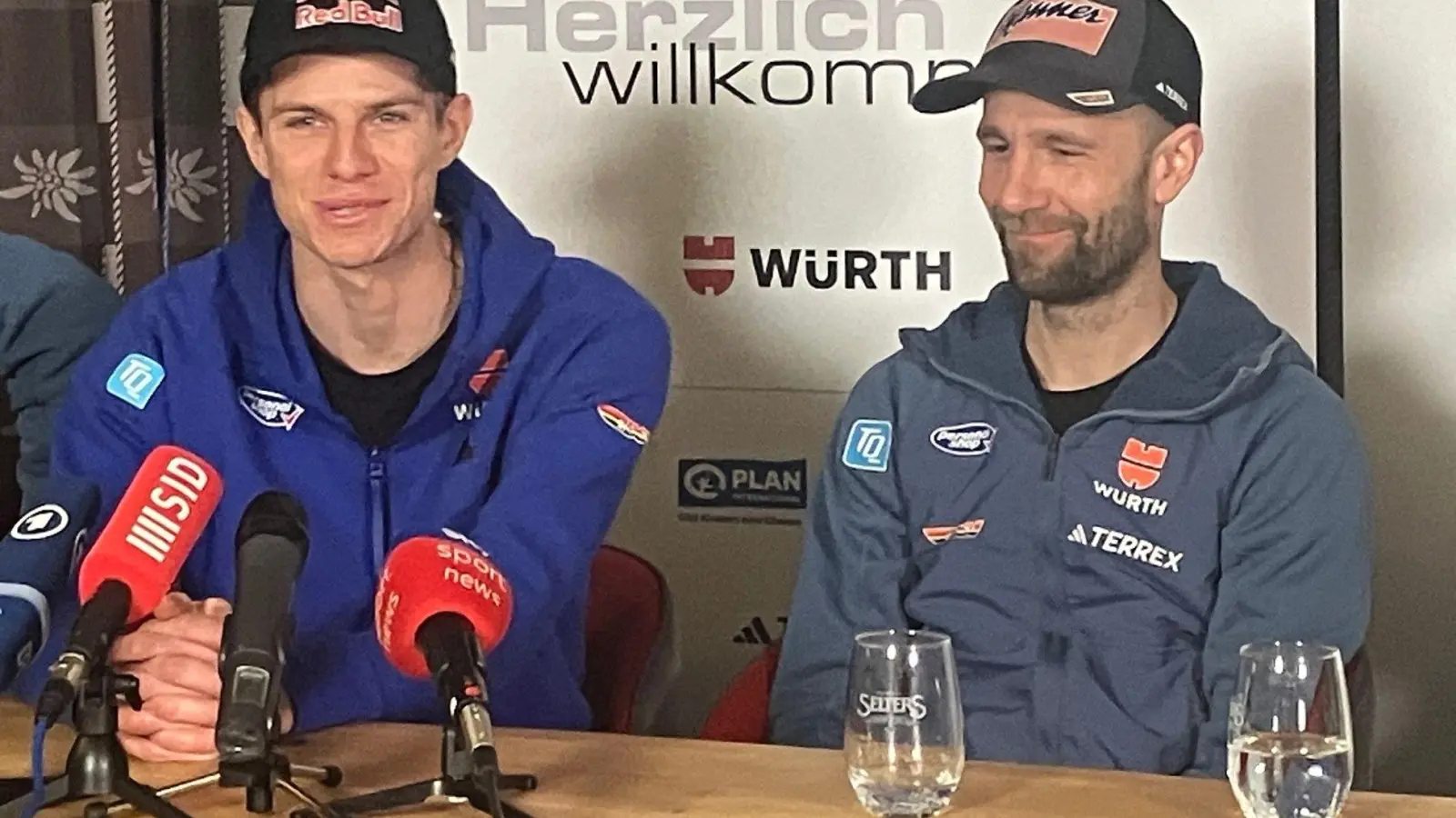 Andreas Wellinger und Pius Paschke sind optimistisch. (Foto: Patrick Reichardt/dpa)