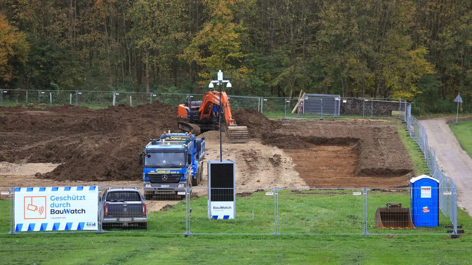 Die Gasförderpläne sind nicht nur bei den Anwohnern in Reichling sehr umstritten. Auch in der von den weiteren Plänen betroffenen Region am Ammersee dürfte nun Kritik laut werden. (Archivbild) (Foto: Karl-Josef Hildenbrand/dpa)