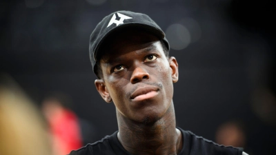 Dennis Schröder weiß nicht, ob er bei Olympia 2028 noch am Ball sein wird. (Foto: Gregor Fischer/dpa)