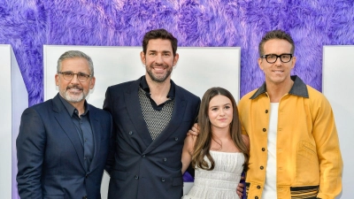 Steve Carell (l-r) John Krasinski, Cailey Fleming und Ryan Reynolds bei der Premiere von „IF: Imaginäre Freunde“ in New York. (Foto: Evan Agostini/Invision via AP/dpa)