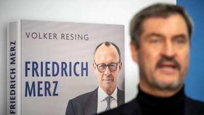 „Friedrich Merz ist kantig, ja. Aber da weiß man, was man hat“, so Markus Söder über den CDU-Chef.  (Foto: Michael Kappeler/dpa)