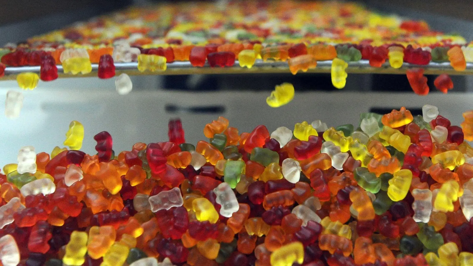 Die Vorlage für so einige Kinder-Nahrungsergänzungsmittel: Gummibärchen. (Foto: Caroline Seidel/dpa/dpa-tmn)