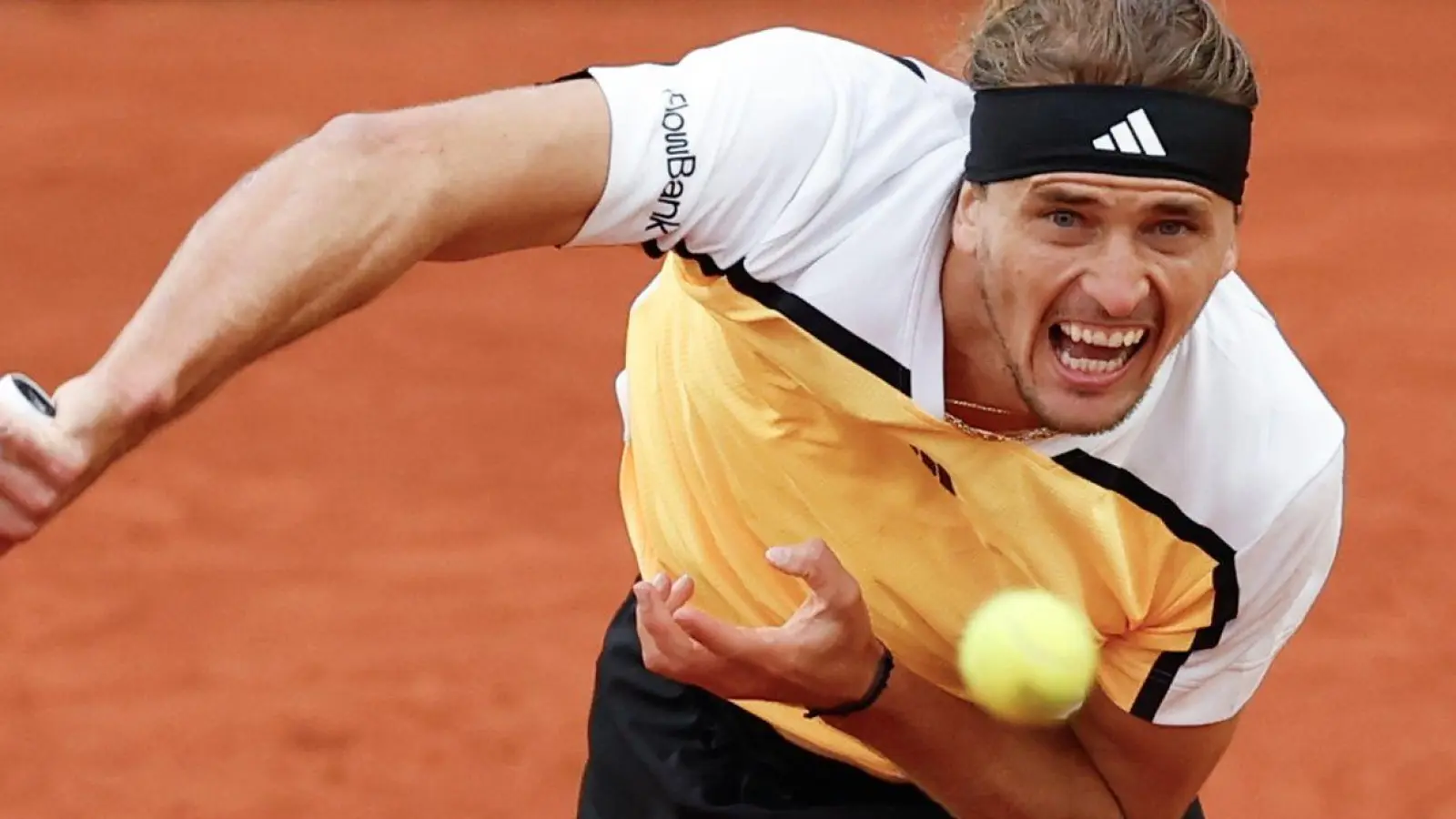 Steht ohne Satzverlust in der dritten Runde der French Open: Alexander Zverev. (Foto: Aurelien Morissard/AP/dpa)