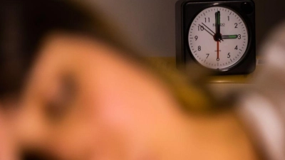 Laut den Daten schliefen die Bürger insgesamt aber etwas mehr als zehn Jahre zuvor: So lag die durchschnittliche Dauer bei Menschen ab 10 Jahren bei 8 Stunden und 37 Minuten. (Symbolbild) (Foto: Christoph Soeder/dpa)