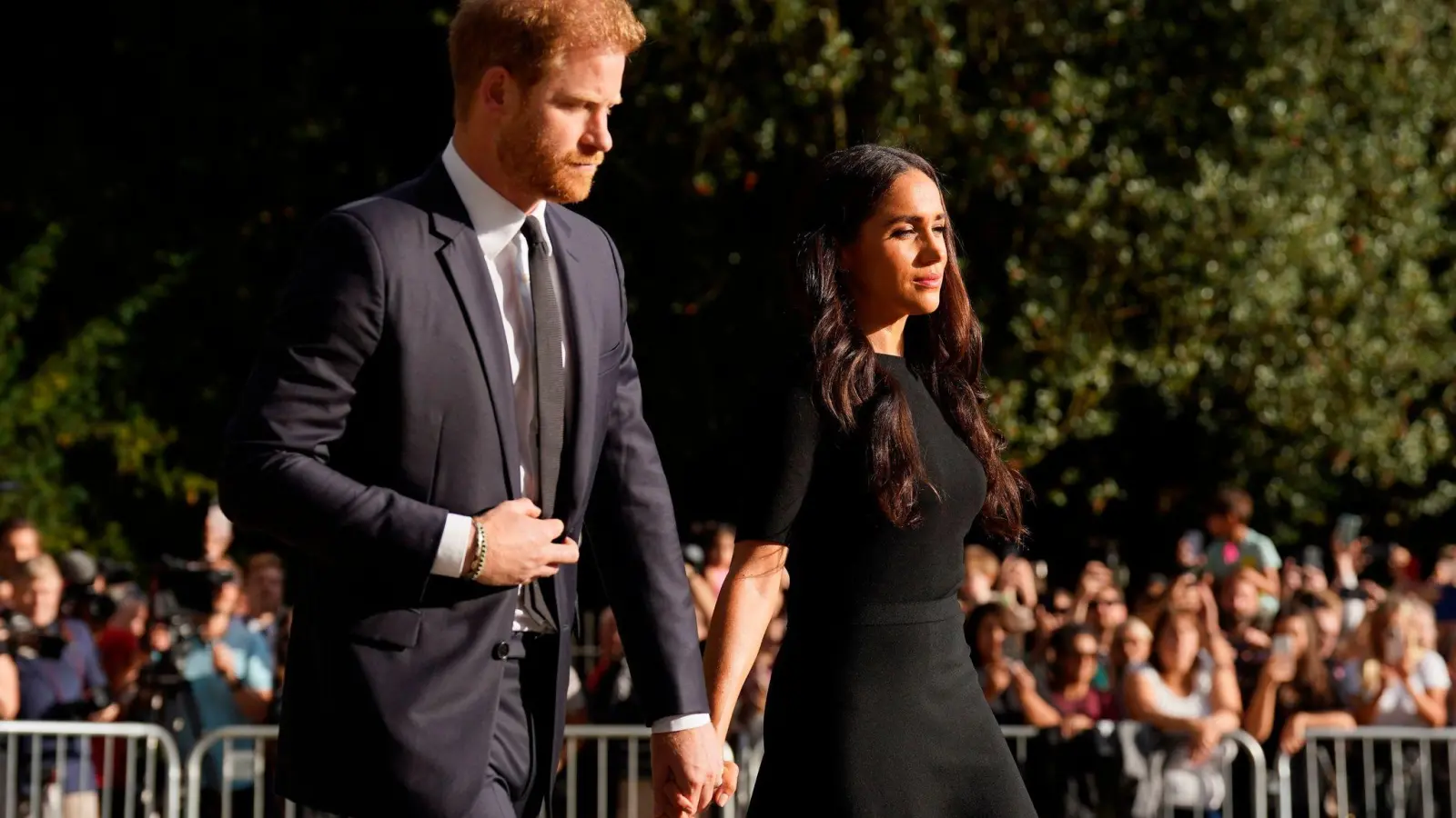 Im Januar soll Harrys Autobiografie erscheinen. Das könnte ein weiterer Tiefschlag für die Beziehung zum Palast bedeuten. (Foto: Kirsty O'connor/Pool PA/AP/dpa)