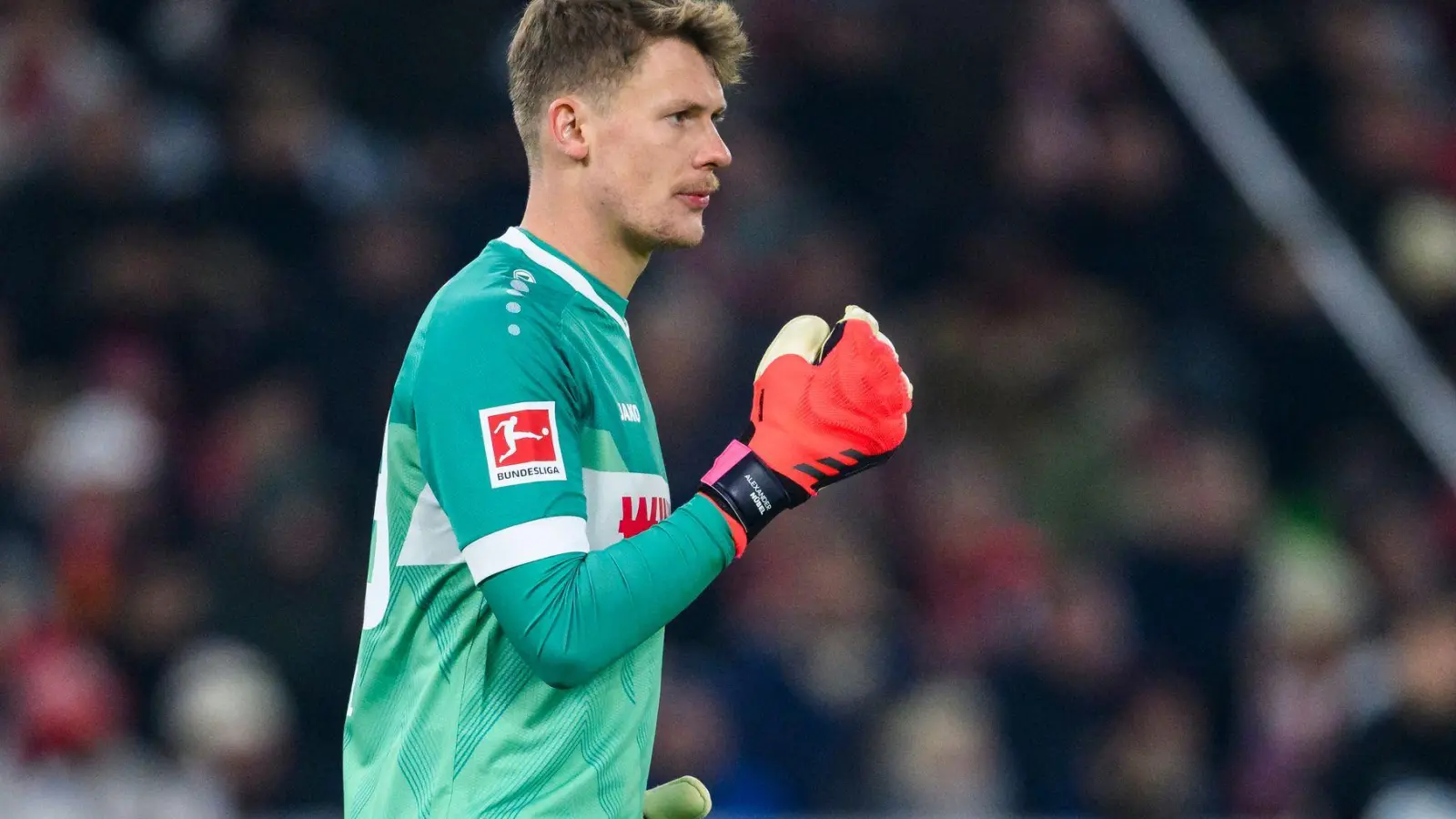 Alexander Nübel ist noch bis 2026 vom FC Bayern an den VfB Stuttgart ausgeliehen. (Foto: Tom Weller/dpa)