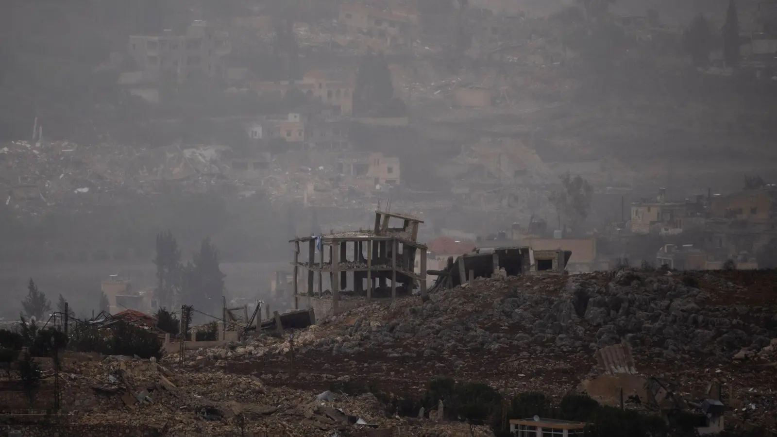 Das israelische Kabinett will unbestätigten Medienberichten zufolge am Dienstag einem Waffenstillstand zustimmen.  (Foto: Leo Correa/AP)