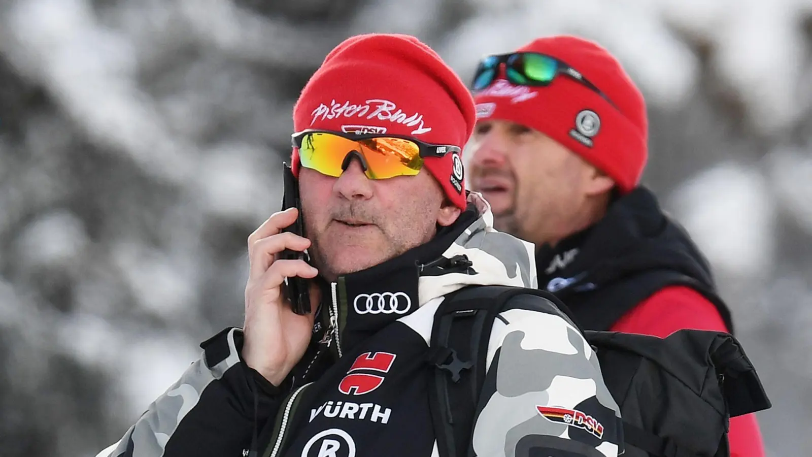 Christian Schwaiger (l), Herren-Bundestrainer des Deutschen Skiverbands (DSV). (Foto: Angelika Warmuth/dpa)