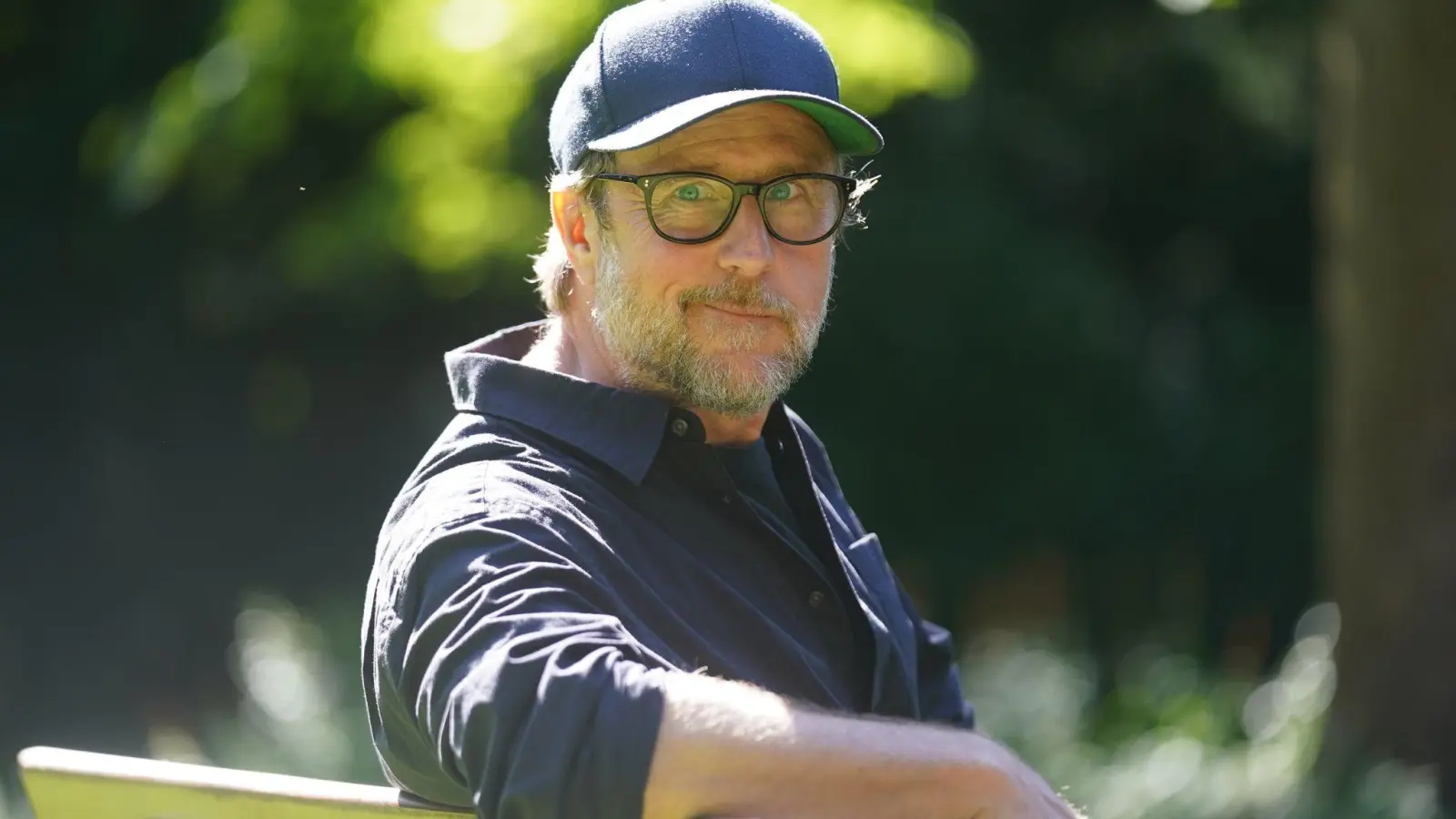 Schauspieler und Regisseur Bjarne Mädel: „Als Schauspieler habe ich das Glück, den Menschen in seiner Gesamtheit zu studieren“. (Foto: Marcus Brandt/dpa)