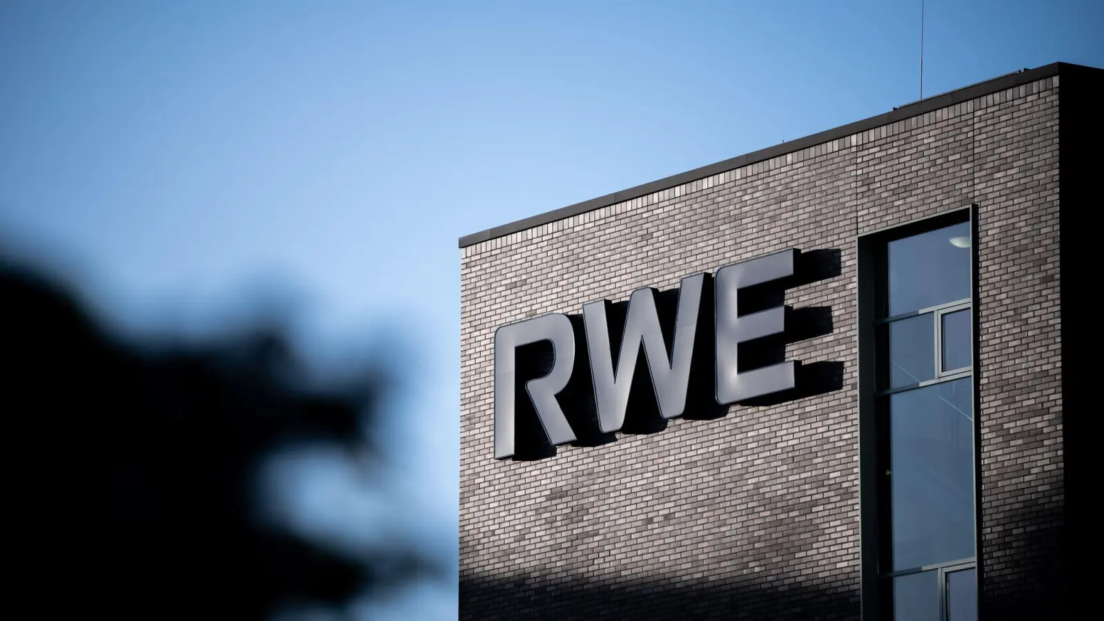 RWE will in Australien einen Offshore-Windpark errichten. (Archivbild) (Foto: Fabian Strauch/dpa)