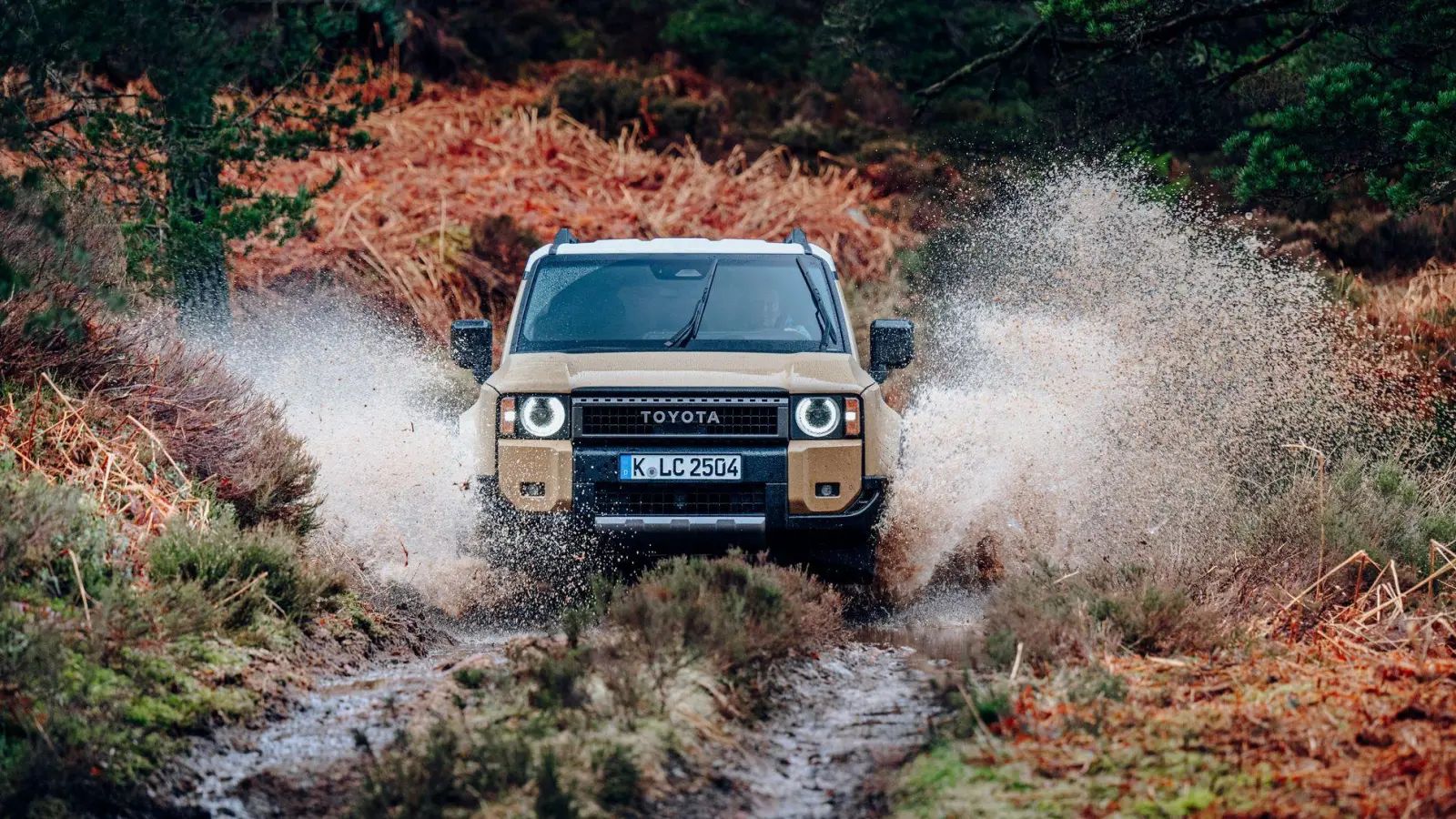 Legendärer Japaner in natürlichem Habitat: Der Land Cruiser sieht weiterhin nicht nur nach Geländewagen aus - er bleibt es auch. (Foto: Jayson Fong/Toyota/dpa-tmn)