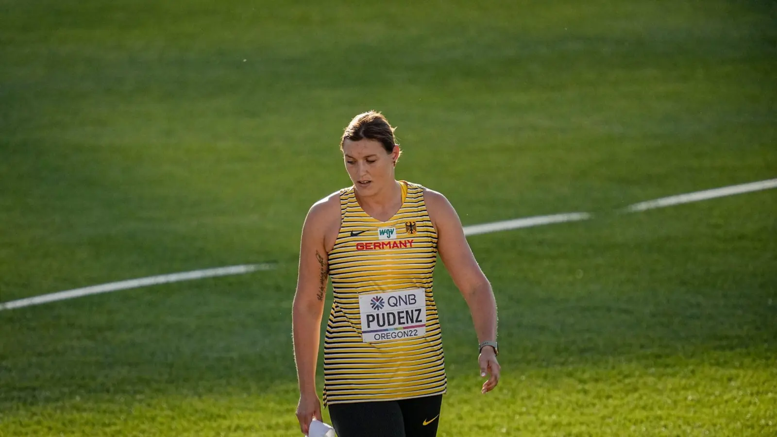 Kam bei ihren ersten drei Versuchen nur auf eine Weite von 59,97 Metern: Kristin Pudenz. (Foto: Michael Kappeler/dpa)
