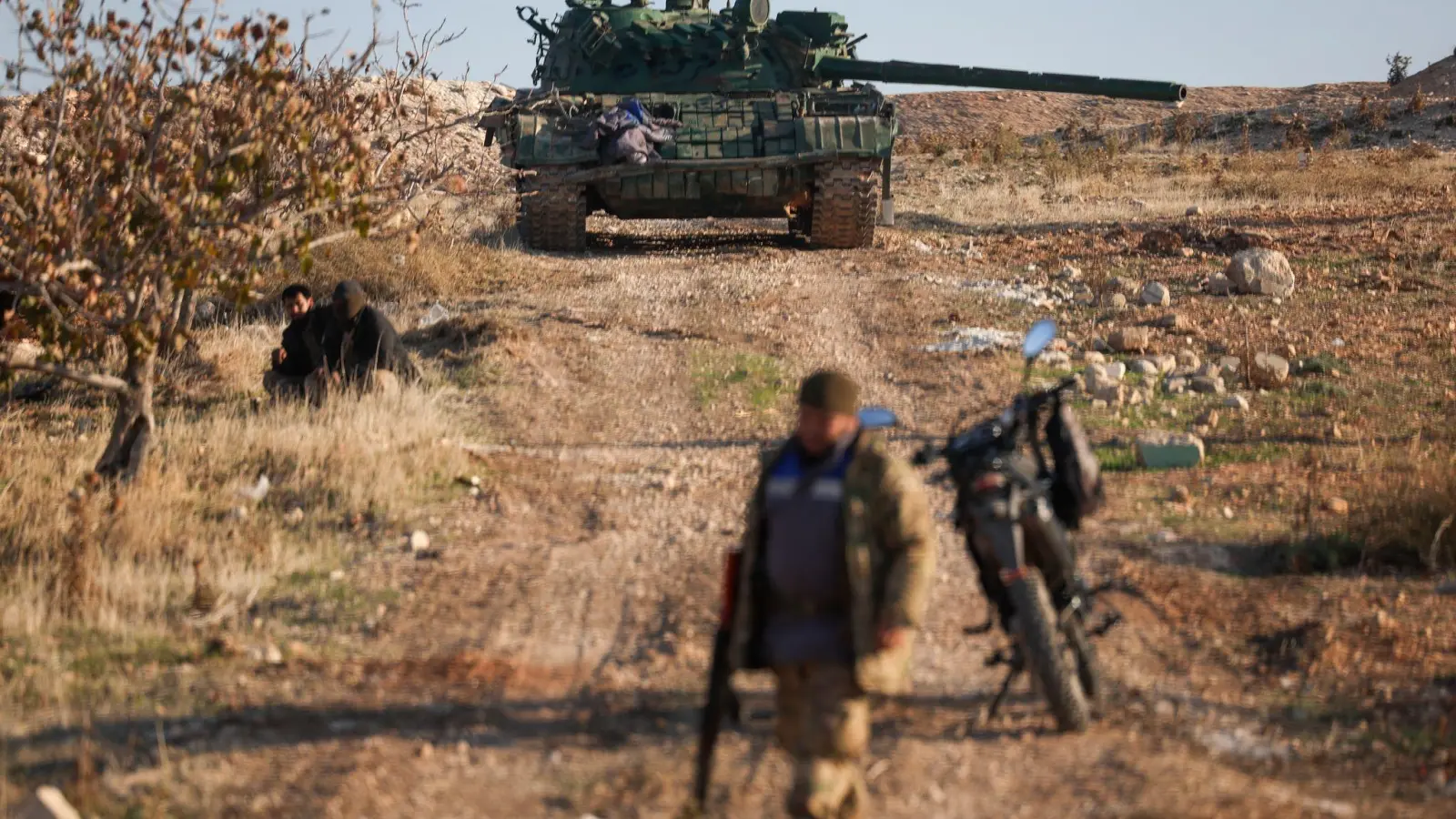 Rund um die Stadt Hama gibt es schwere Gefechte zwischen Rebellen und Regierungstruppen. (Archivbild) (Foto: Ghaith Alsayed/AP/dpa)