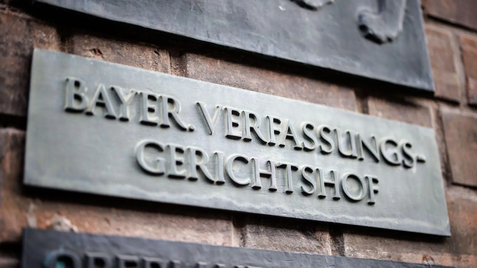 Gleich zwei AfD-Klagen beschäftigen an nur einem Tag das höchste bayerische Gericht. Und zweimal unterliegt die Partei. (Archivfoto) (Foto: Matthias Balk/dpa)