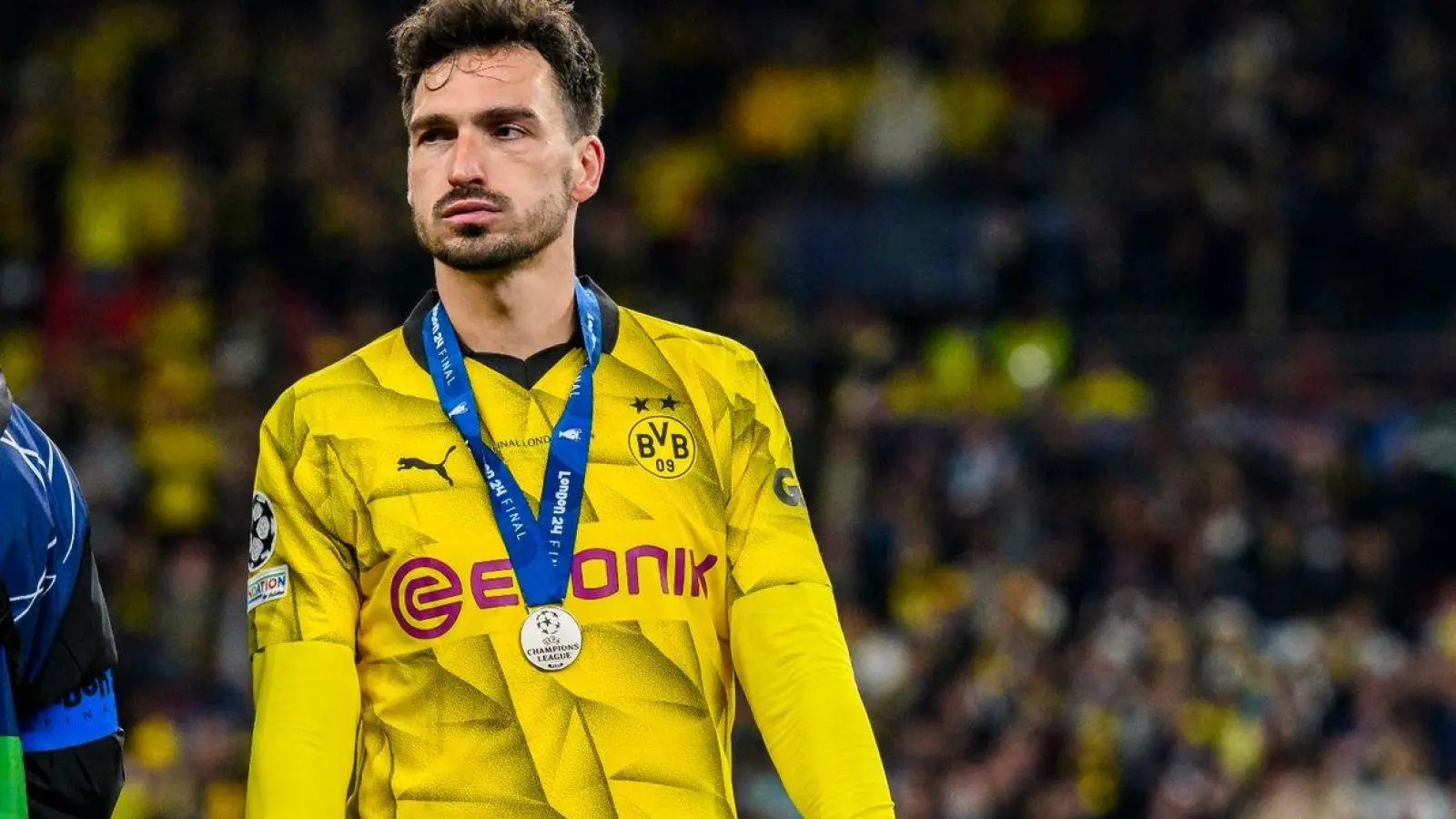 Muss sich nach seinem Abgang beim BVB einen neuen Verein suchen: Verteidiger Mats Hummels. (Foto: Tom Weller/dpa)