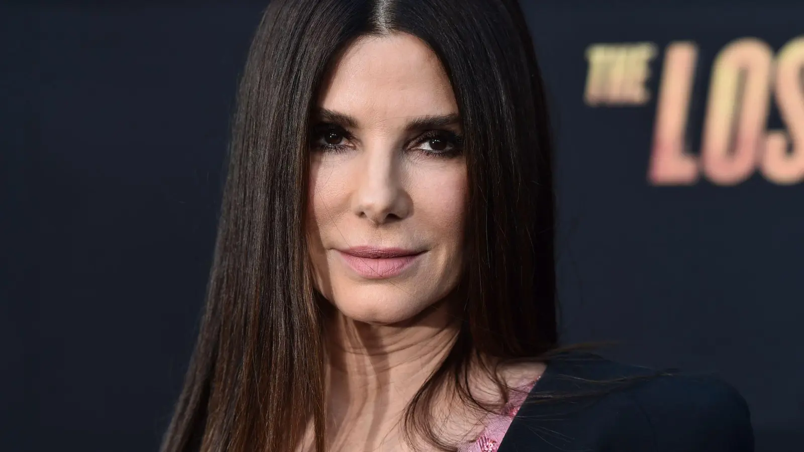 Sandra Bullock wird 60 - diese Aufnahme entstand 2022 bei der Premiere von „The Lost City“ in Los Angeles. (Foto: Jordan Strauss/Invision/AP/dpa)