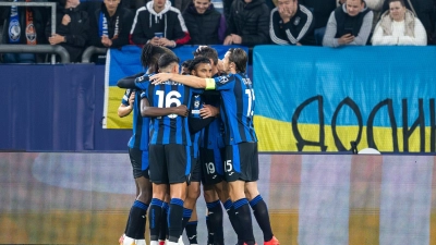 Atalanta Bergamo gewann in der Champions League souverän im Stadion des FC Schalke. (Foto: David Inderlied/dpa)