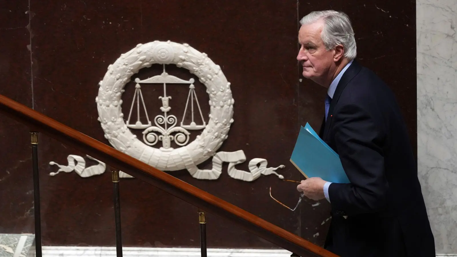 Barnier muss nach nur wenigen Monaten im Amt seinen Rücktritt einreichen. (Foto: Michel Euler/AP/dpa)