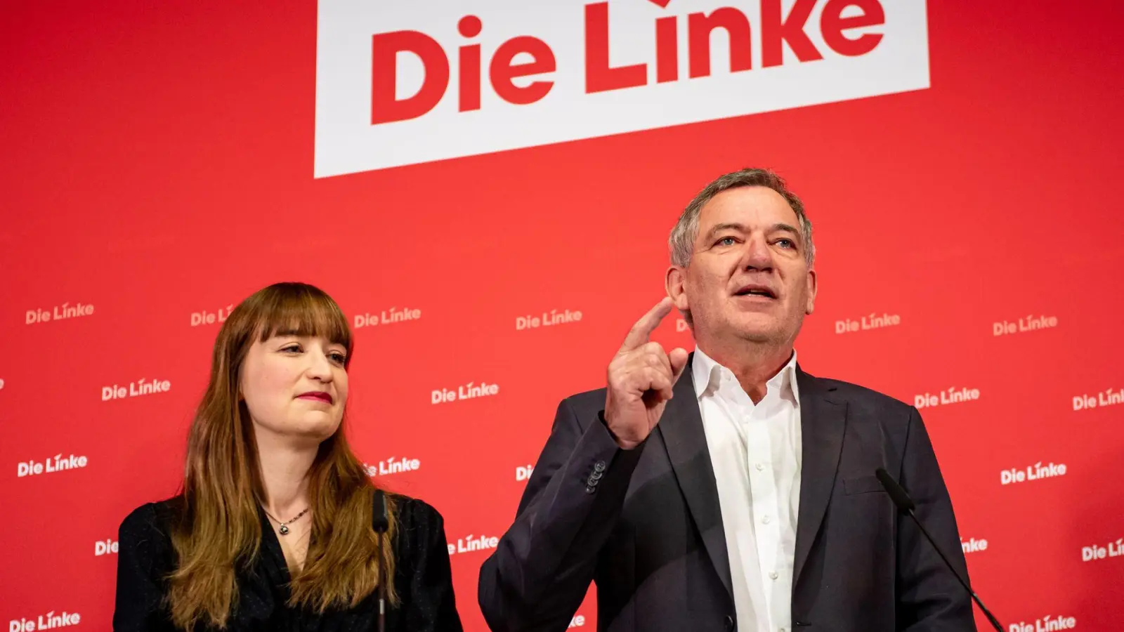 Das Linken-Spitzenduo Heidi Reichinnek und Jan van Aken nimmt Anlauf auf den erneuten Einzug in den Bundestag (Archivbild). (Foto: Fabian Sommer/dpa)