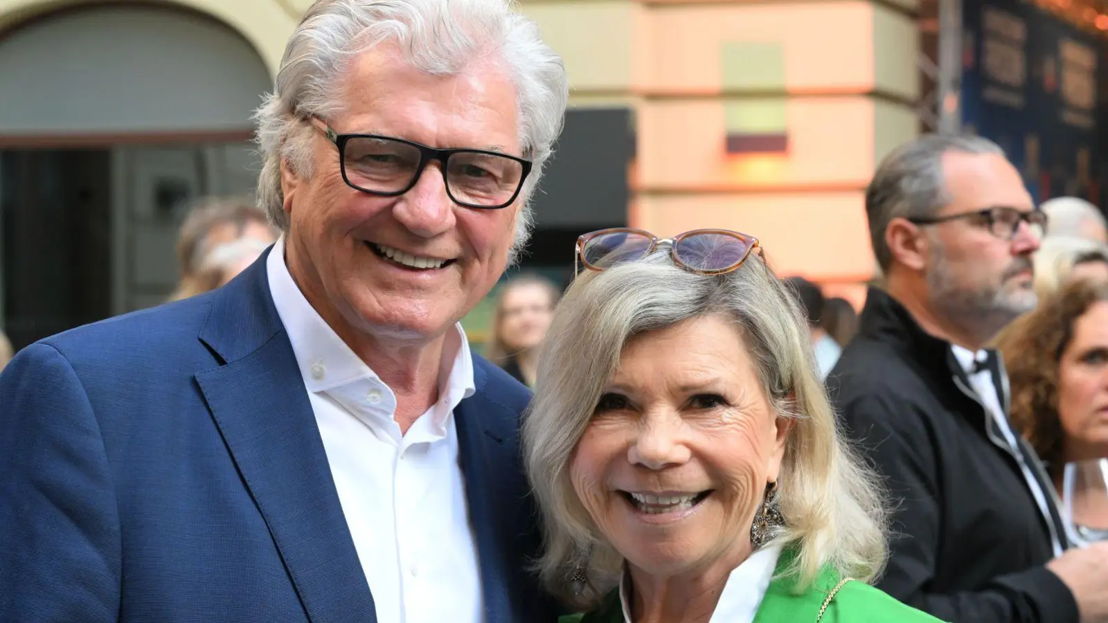 Marianne und Michael Hartl traten 51 Jahre lang gemeinsam auf. Jetzt wollen sie ihre Freizeit genießen. (Archivbild) (Foto: Felix Hörhager/dpa)