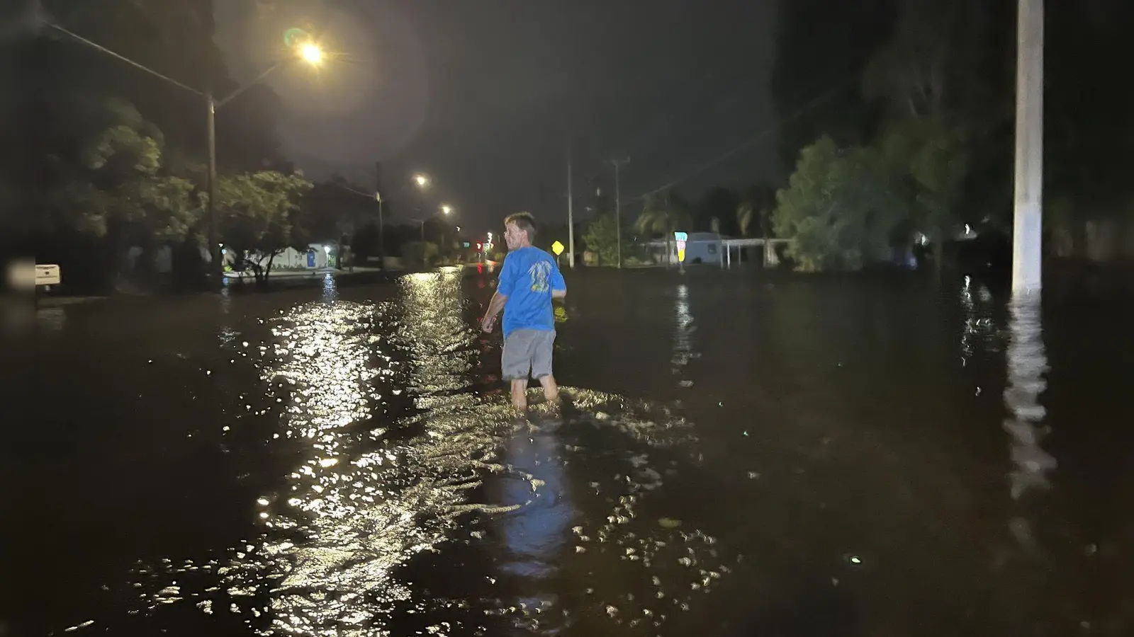 Überschwemmungen an der Westküste Floridas (Foto: Tampa Bay Times/Tampa Bay Times/ZUMA Press Wire/dpa)