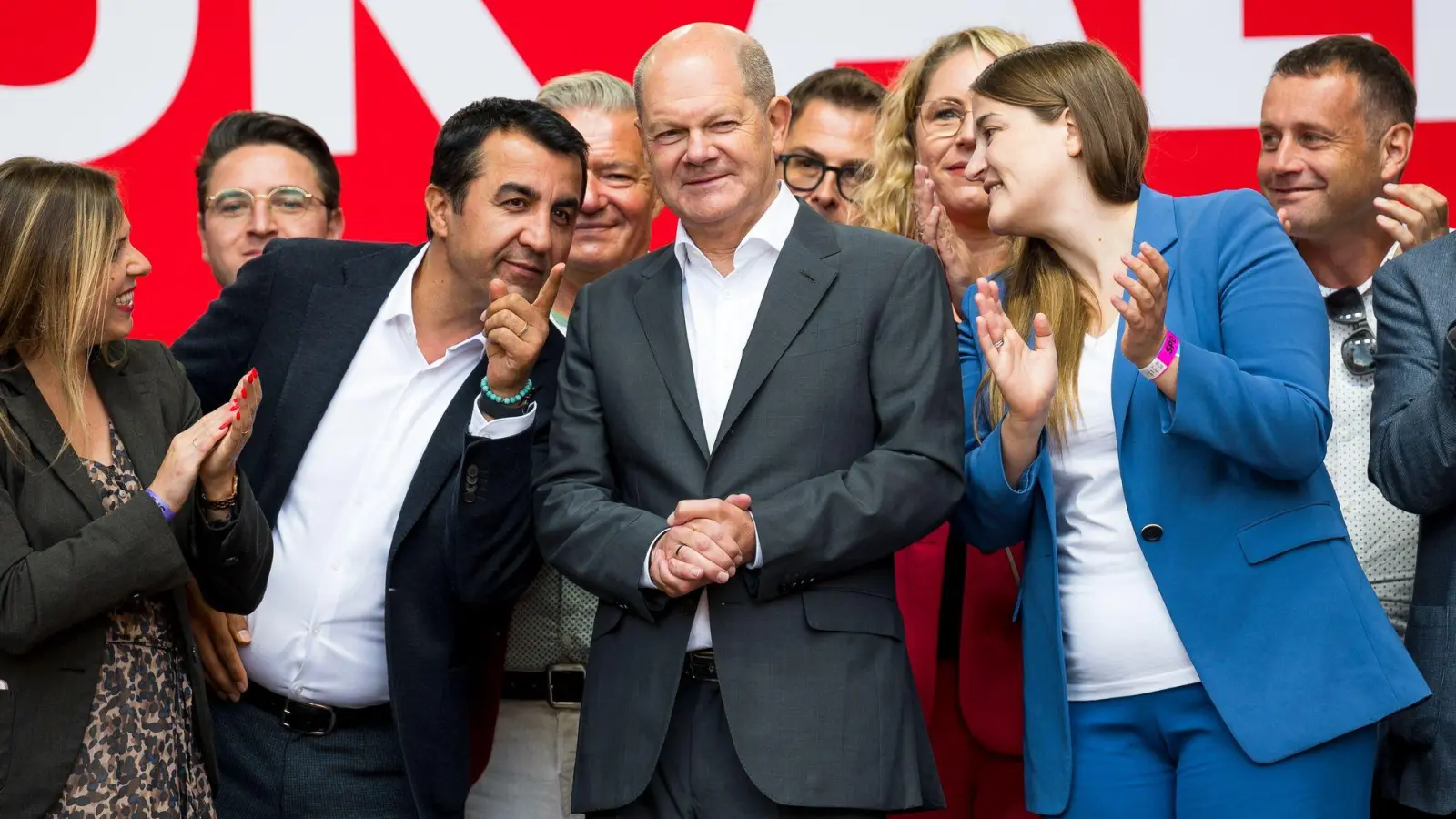 Die bayerische SPD-Landesvorsitzende Ronja Endres verortet die Genossen im Freistaat geschlossen hinter Kanzler Olaf Scholz. (Archivbild) (Foto: Daniel Vogl/dpa)