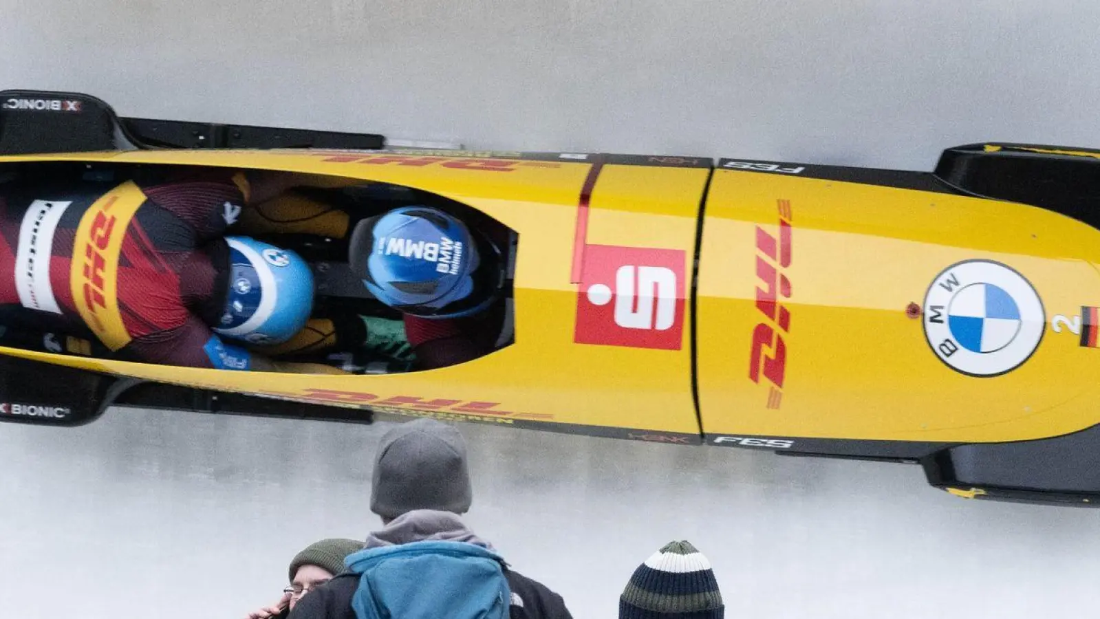 Francesco Friedrich und Thorsten Margis auf der Bahn. (Foto: Sebastian Kahnert/dpa)