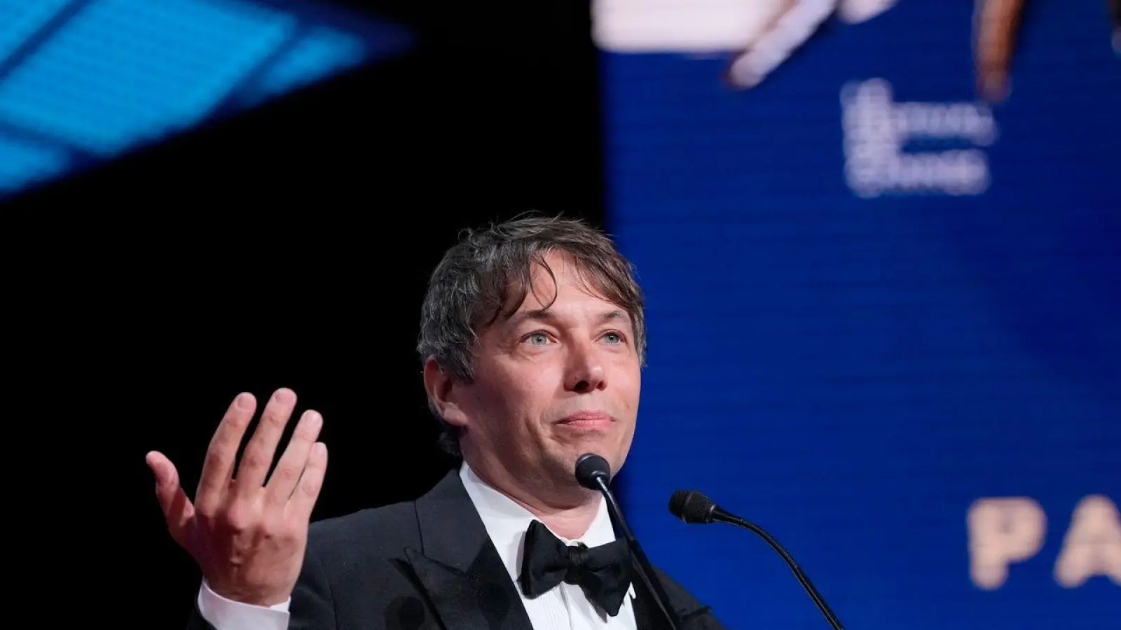 Sean Baker, Regisseur und Drehbuchautor von „Anora“, in Cannes (Archivbild).  (Foto: Andreea Alexandru/Invision/AP/dpa)