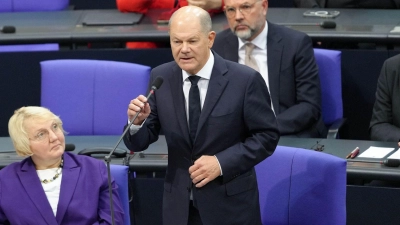 Olaf Scholz wehrte sich im Bundestag gegen Kritik der Union, die der Bundesregierung mangelnde Unterstützung Israels vorwarfen. (Foto: Kay Nietfeld/dpa)